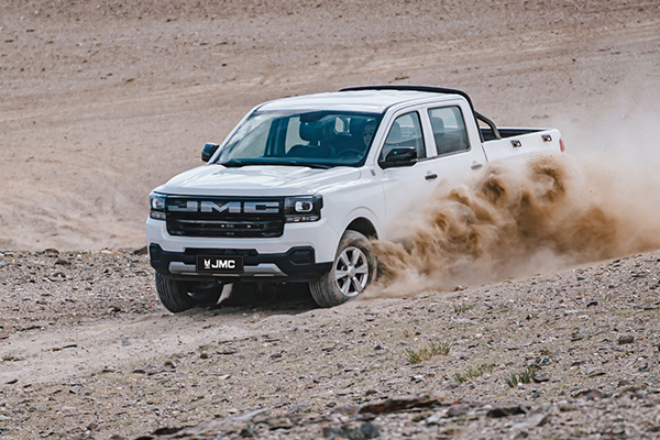 JMC New Vigus Pickup Tahiti 4x4 - Vue 5